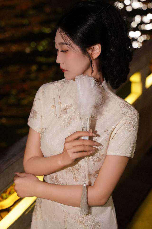民国模特