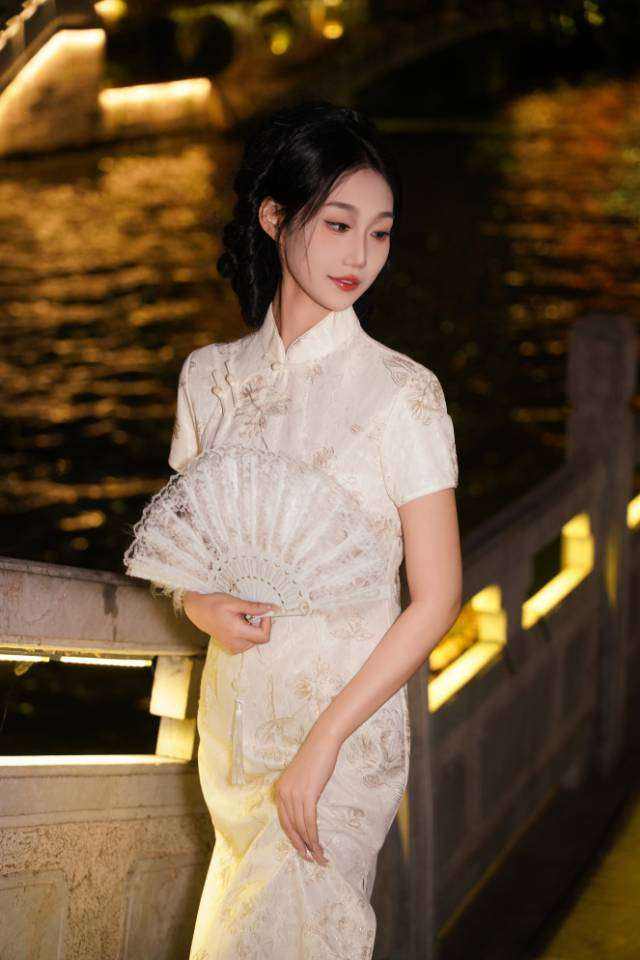 民国模特