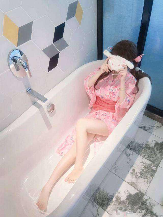 少女摄影师