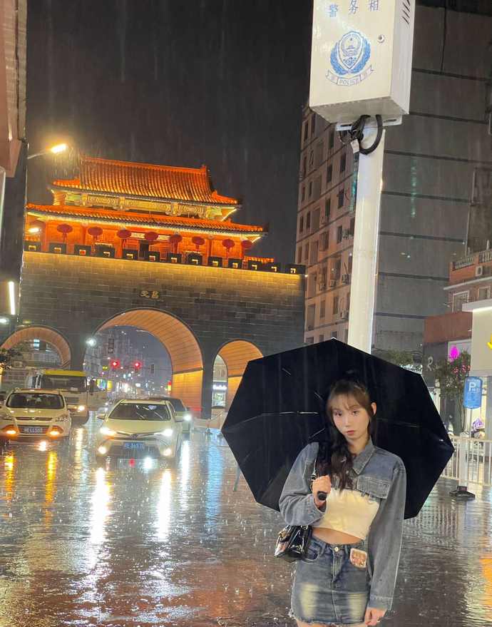 夜景舞者