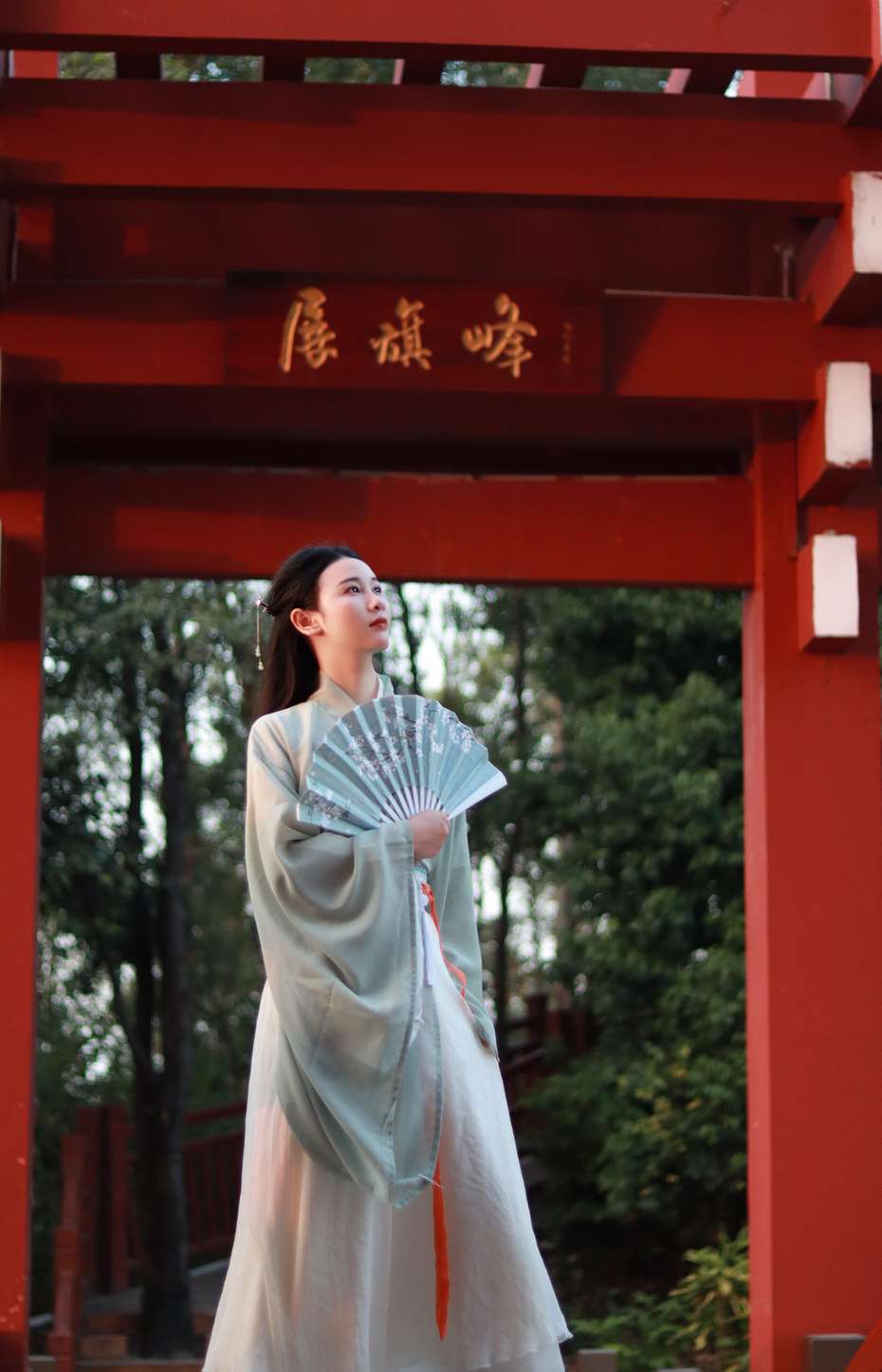 汉服模特